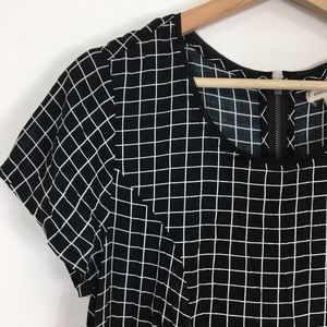 Urban Outfitters Dresses - Silence + Noise Windowpane Plaid Swing Dress Black Urban Outfitters Dresses - Silence + Noise Windowpane Plaid Swing Dress Black
